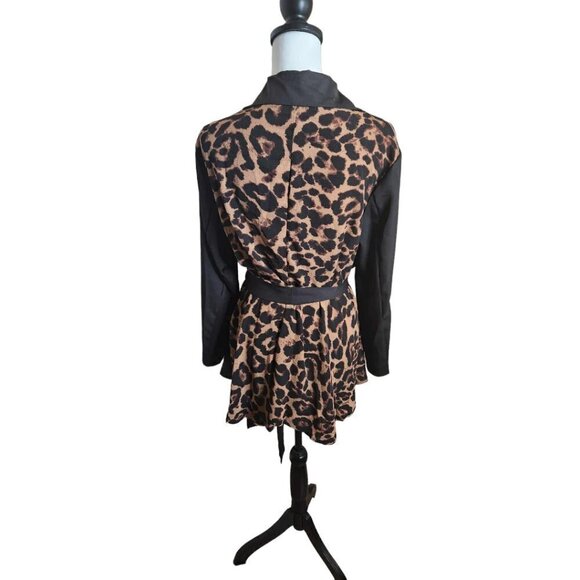 Black Leopard Back Light Weight Jacket With Buttons and Waist Tie Size 0XL - Picture 2 of 5